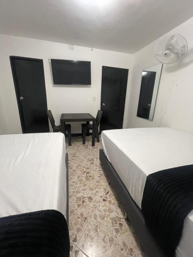 Hotel De Leon Estadio Μεντεγίν Εξωτερικό φωτογραφία