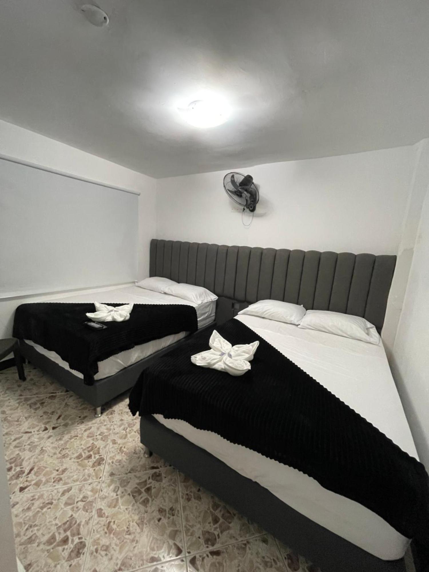 Hotel De Leon Estadio Μεντεγίν Εξωτερικό φωτογραφία