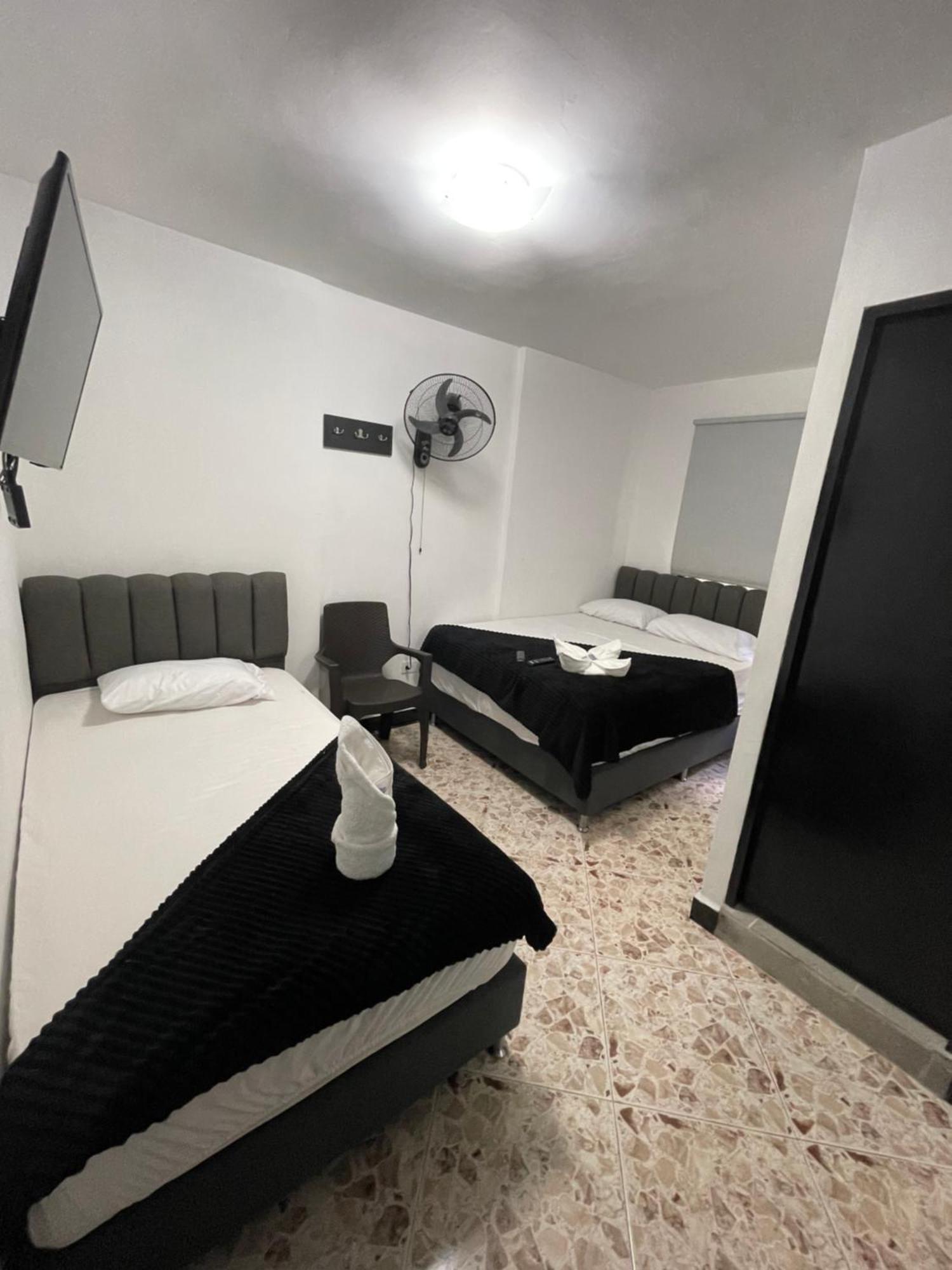 Hotel De Leon Estadio Μεντεγίν Εξωτερικό φωτογραφία