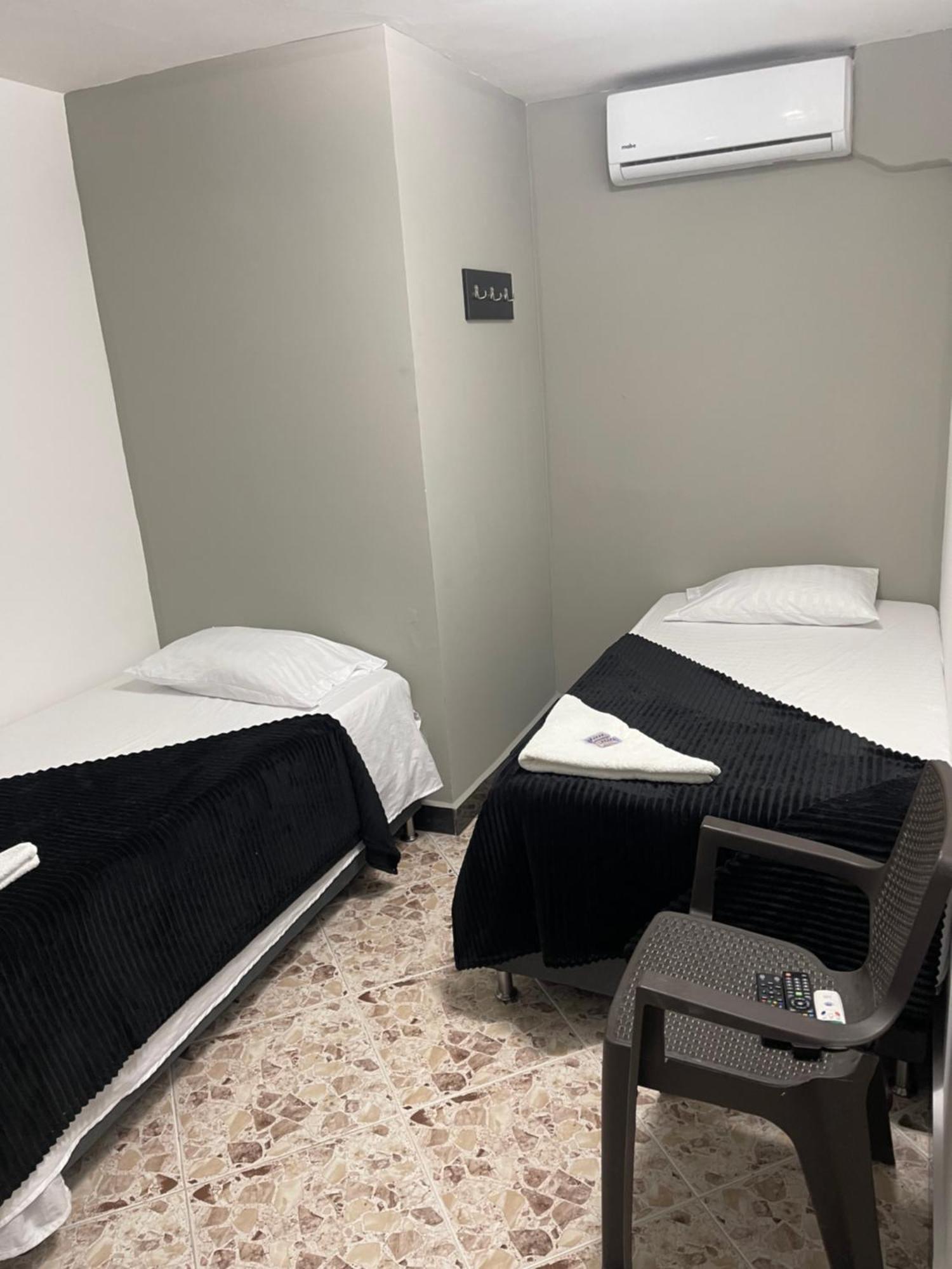 Hotel De Leon Estadio Μεντεγίν Εξωτερικό φωτογραφία